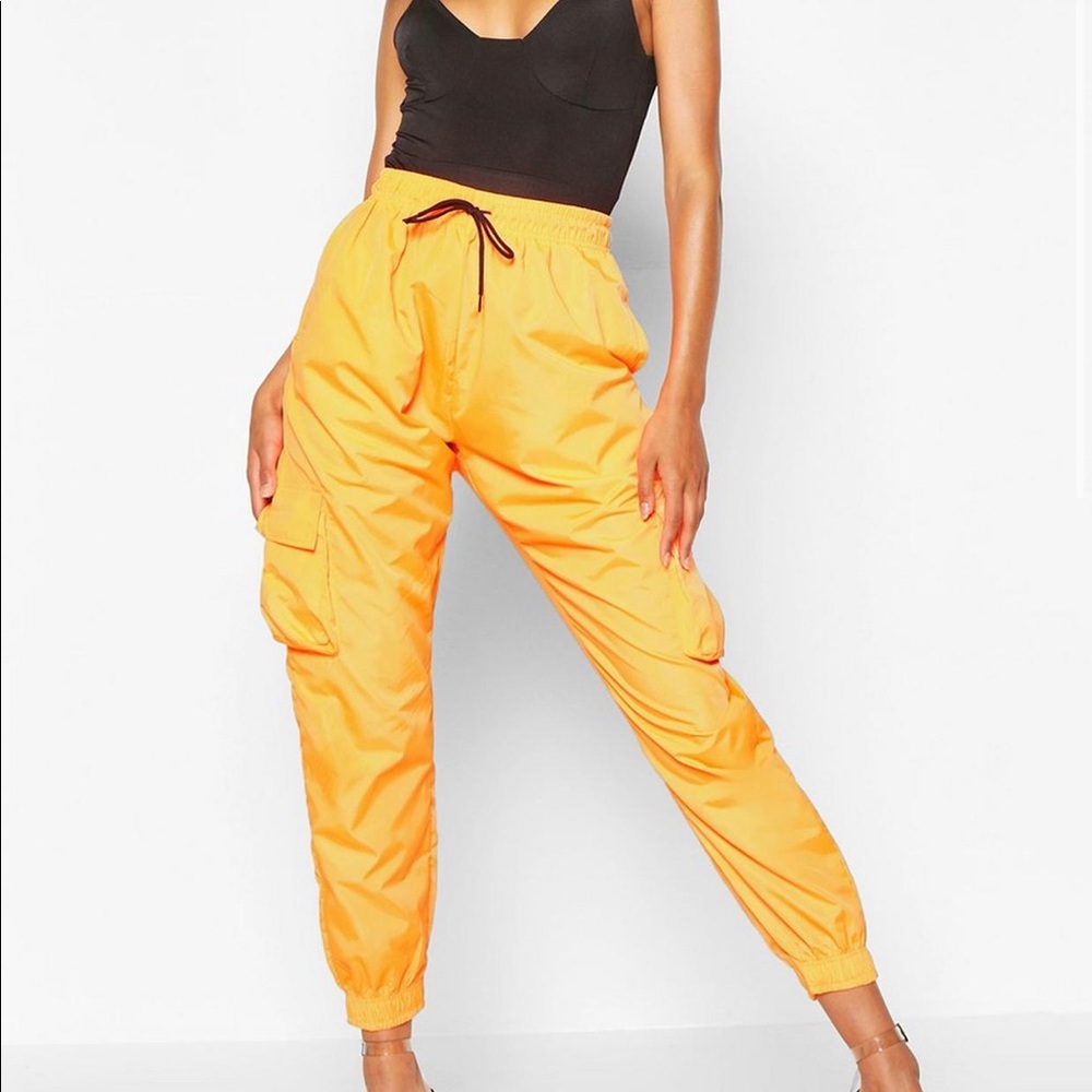 High Waist Pocket Side Shell Jogger